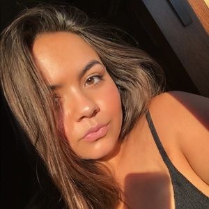 Meet your Posher, Natalia